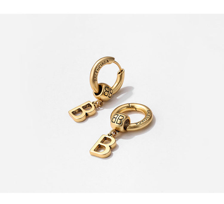 Hollow B letter tide earrings