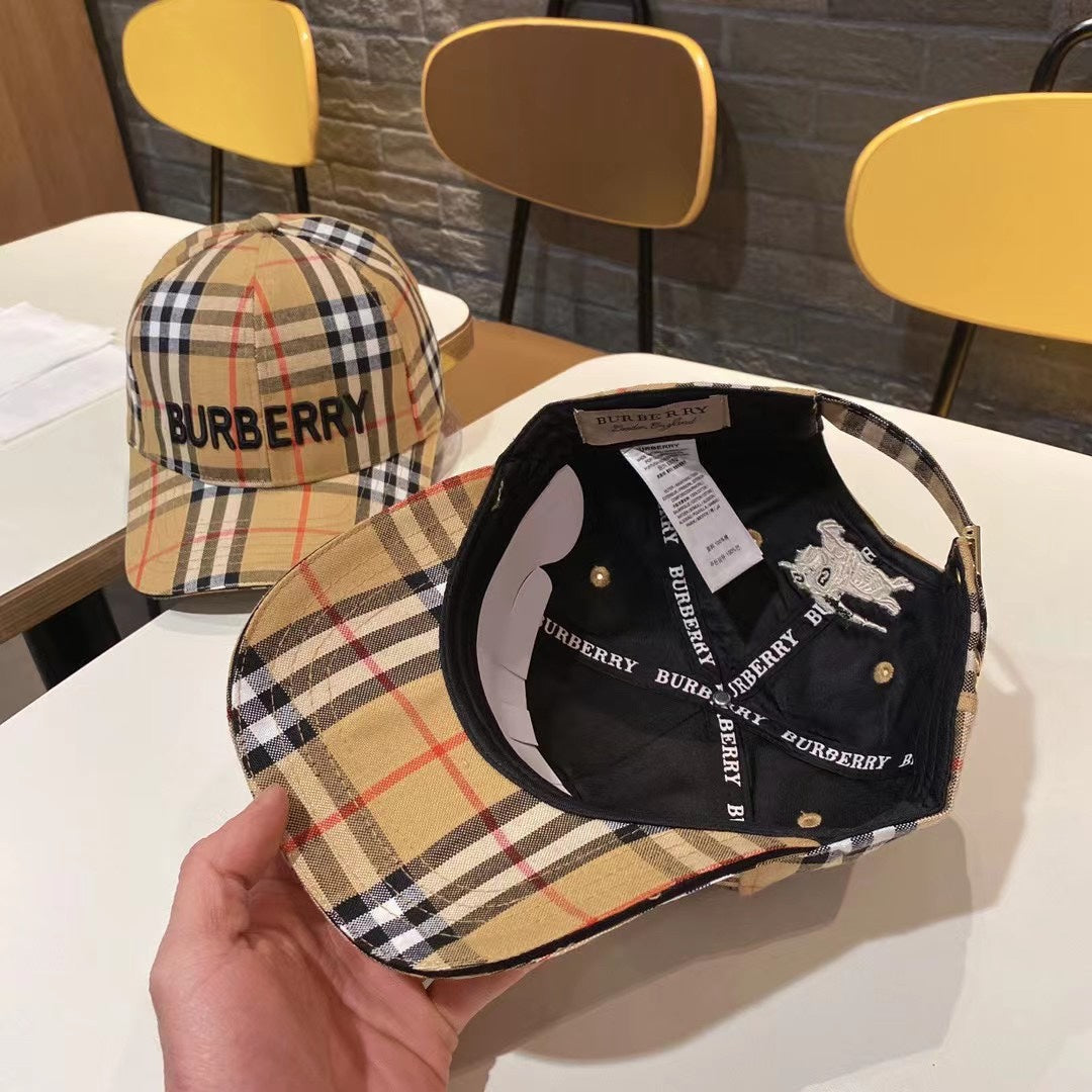 Fashion pattern striped alphabet baseball cap