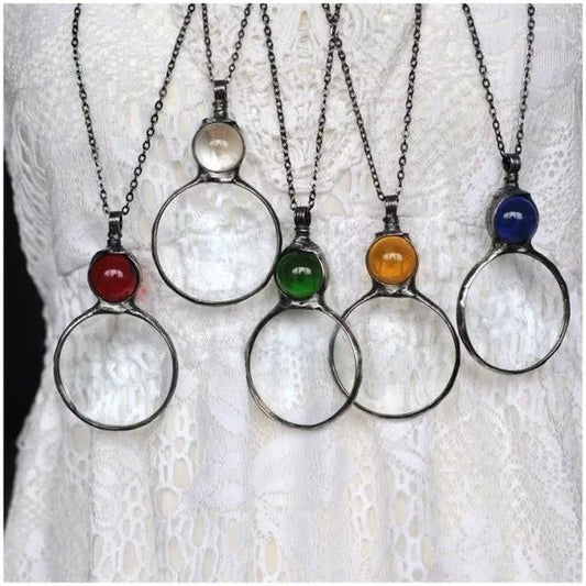 MAGNIFYING GLASS NECKLACE GIFT