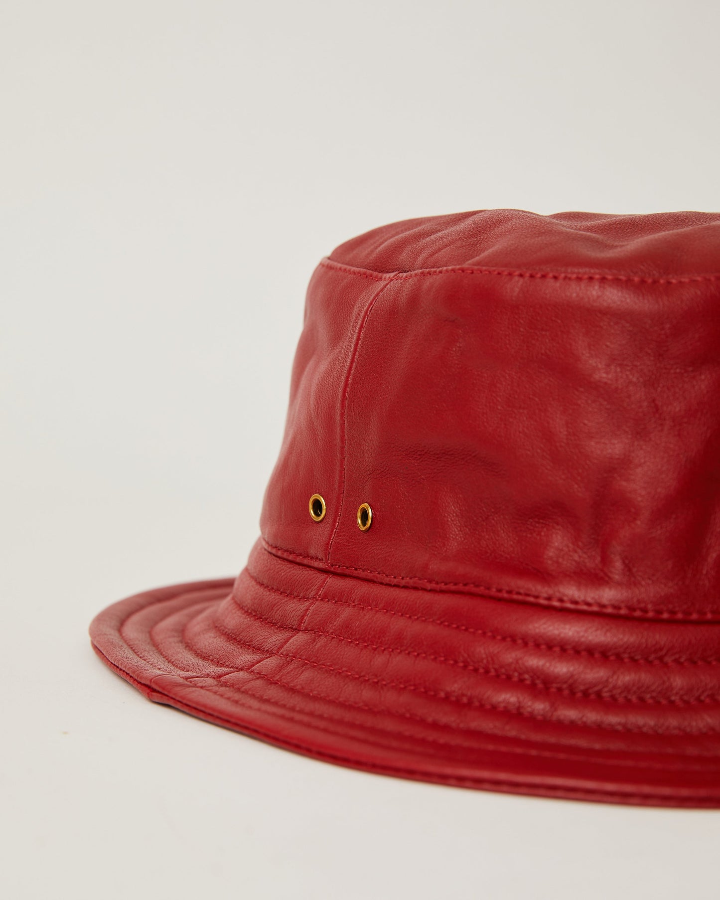 CALI LEATHER BUCKET HAT