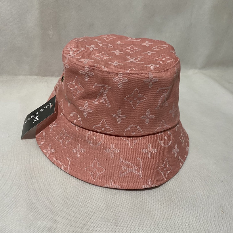 Fashion four-leaf clover printed letter fisherman hat