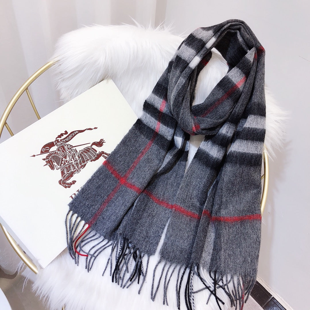 Autumn and winter scarves - Plaid tassel scarf