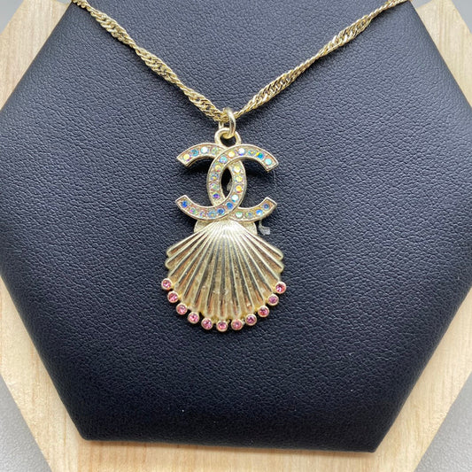 Golden Scallop Necklace