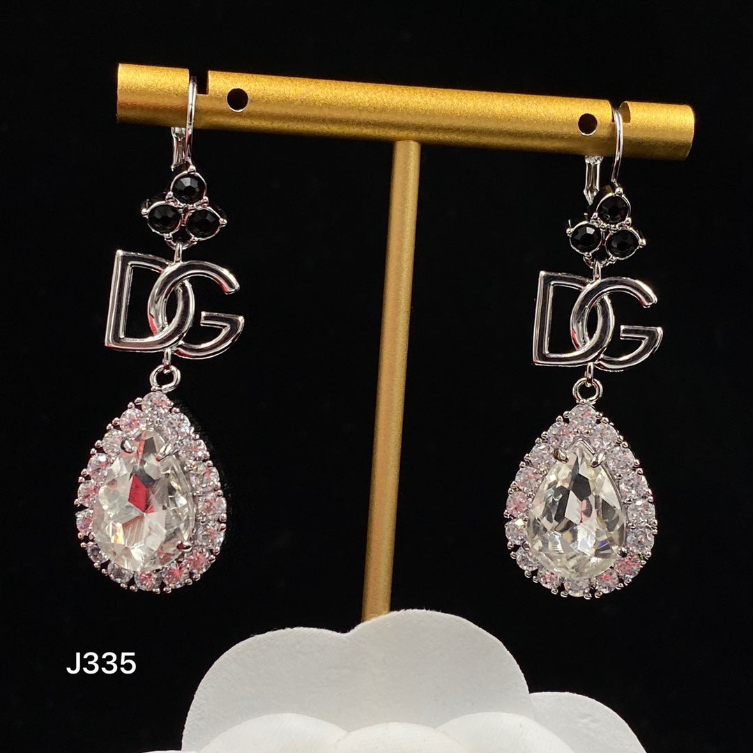 Luxury DG Diamond Earrings