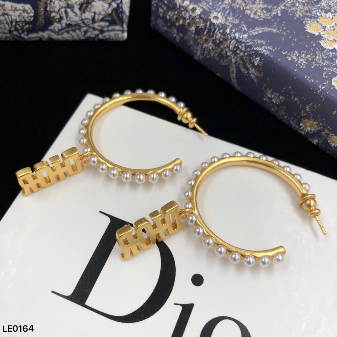 Luxury Double C Pearl Earrings