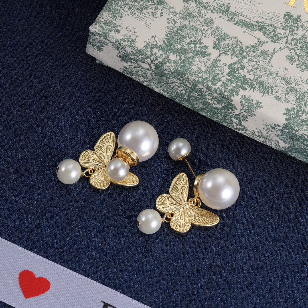 New small butterfly pearl earrings