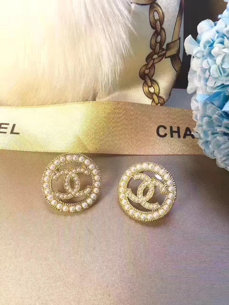 Classic Circle Double C Pearl Earrings